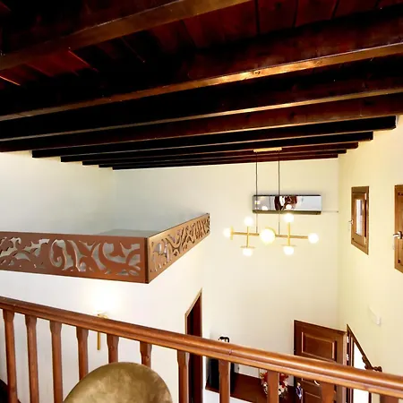 فندق Elaia-fos 3*
