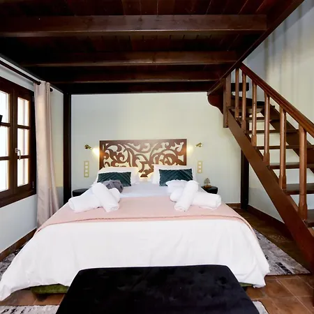 Отель Elaia-fos